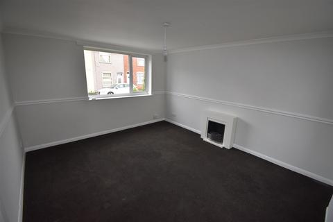 2 bedroom semi-detached house to rent, Manor Street, Hinckley LE10