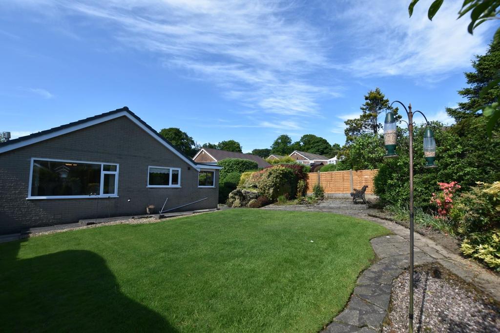 Deepdale Drive, Burnley 3 bed detached bungalow £230,000