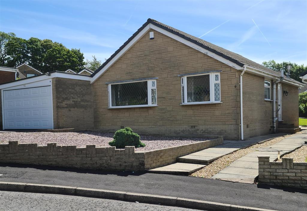 Deepdale Drive, Burnley 3 bed detached bungalow £230,000
