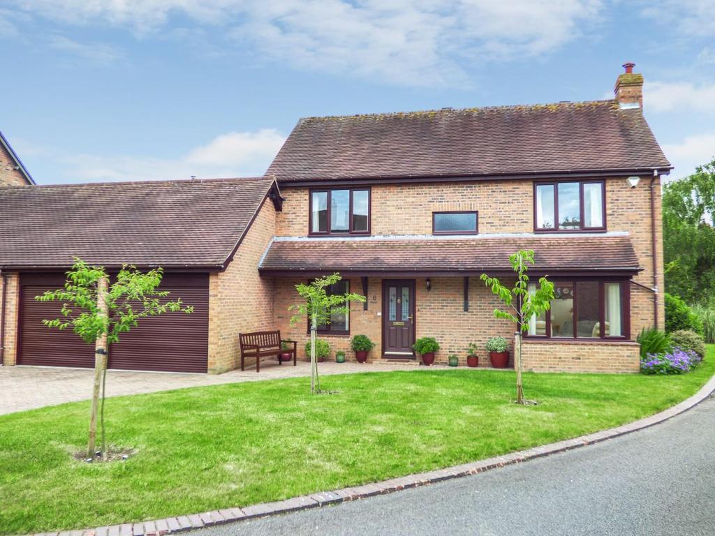 St. Marys Acre, Bearley, StratforduponAvon 4 bed detached house £
