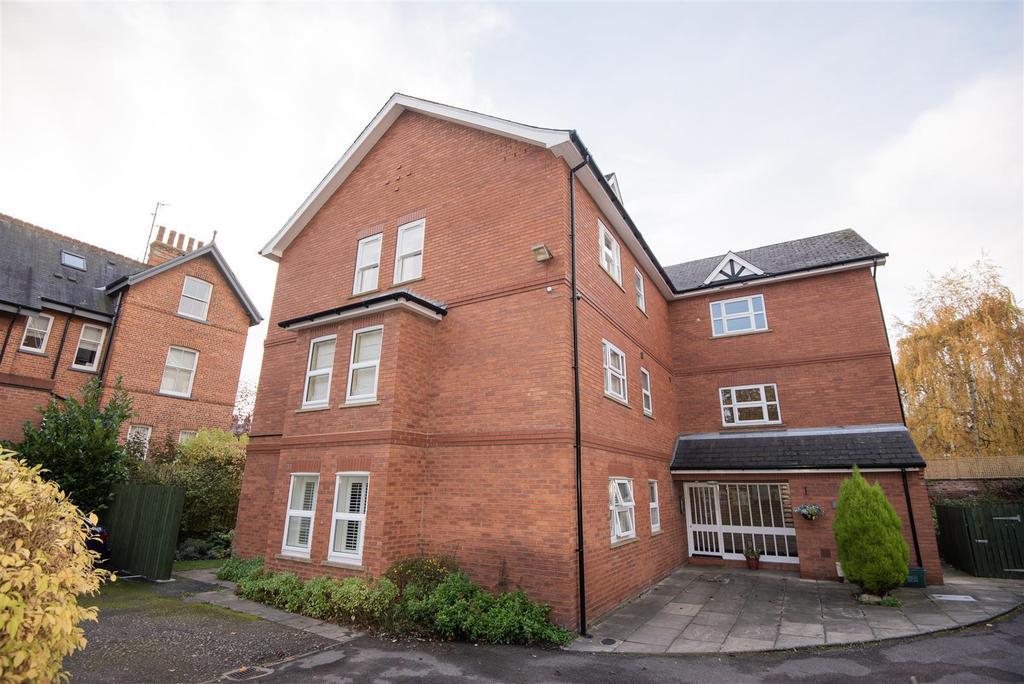 St Peters Court St Peters Grove 2 bed apartment £1 100 pcm (£254 pw)