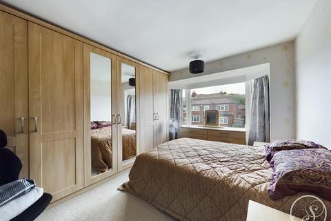 4 bedroom semi-detached house for sale - Woodland Road, Leeds