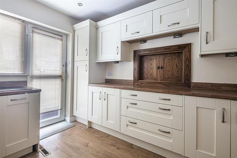 46 Burlington Road, Dore, Sheffield, S17 3NQ