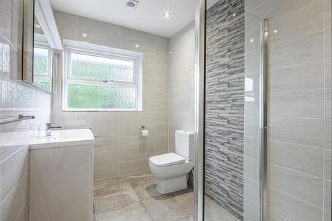 46 Burlington Road, Dore, Sheffield, S17 3NQ