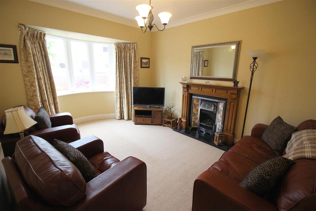 Reception Room 1/Bedroom 2