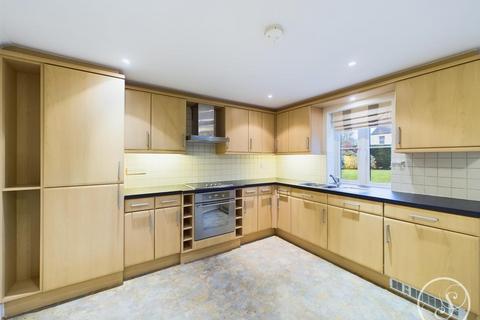 2 bedroom flat to rent, Lime Tree Lodge, 426 Street Lane, Leeds