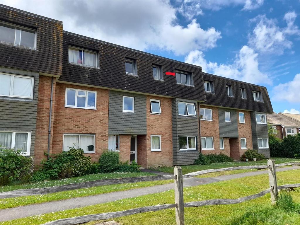 Elm Grove South, Barnham 2 bed flat for sale £150,000