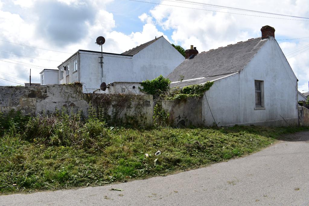 Park Road, Camborne, Cornwall, TR14 Property £100,000