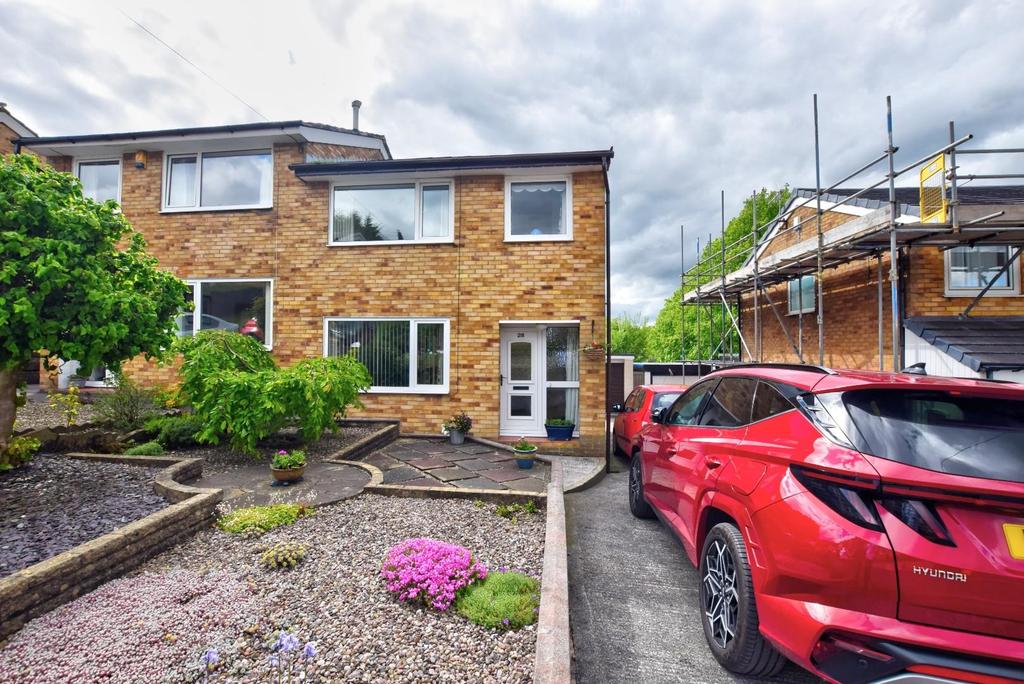 Warwick Drive, Brierfield, Nelson 3 bed semidetached house for sale