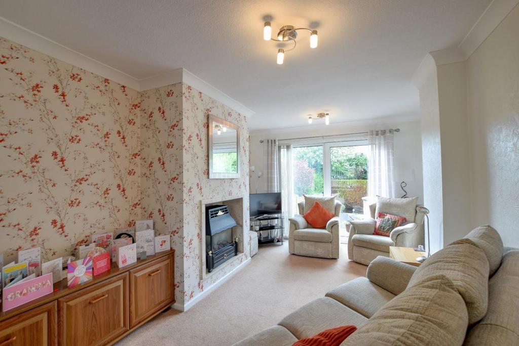 Warwick Drive, Brierfield, Nelson 3 bed semidetached house £159,950