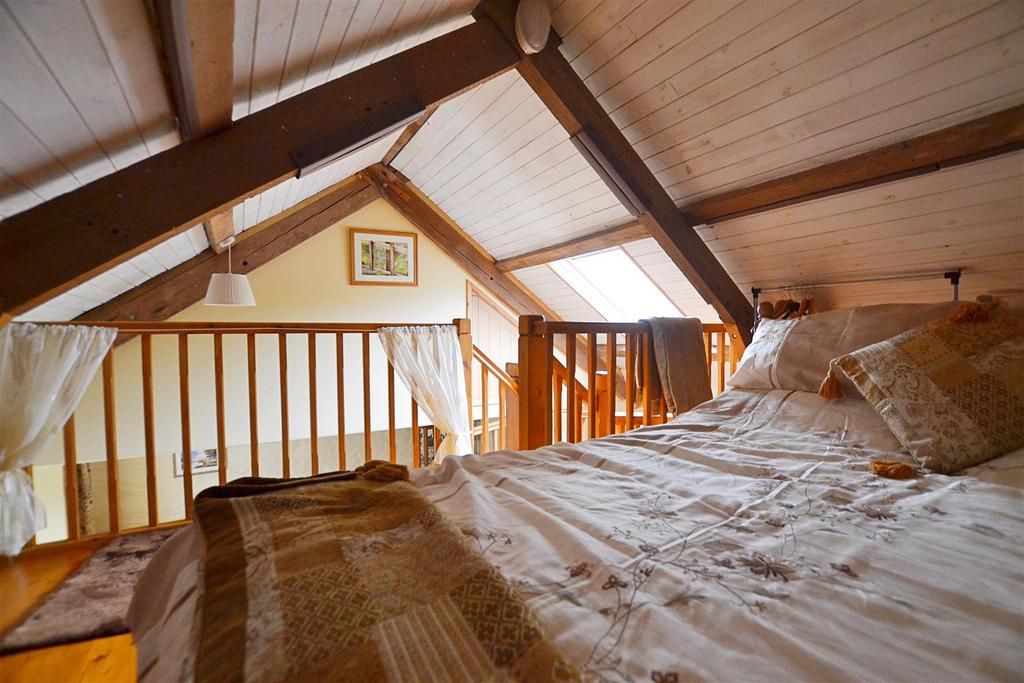Crog loft..JPG