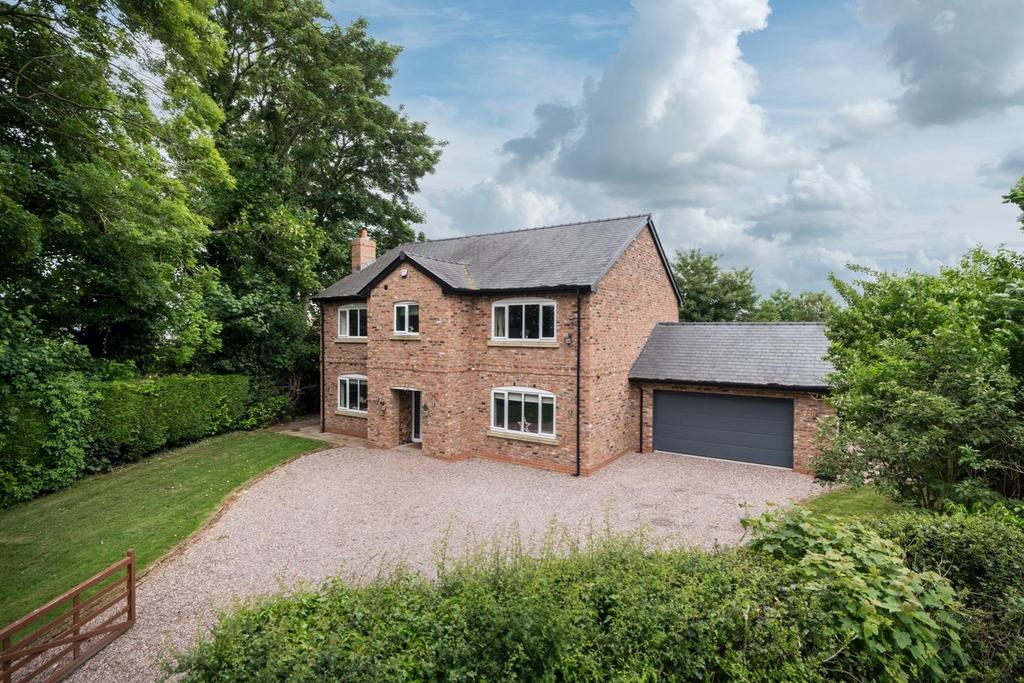 Corkscrew Lane, Clotton 4 bed detached house £895,000