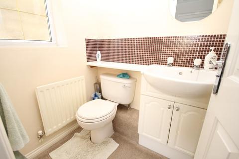 1 Moorgreen Fold, Bradford, BD10 8XE
