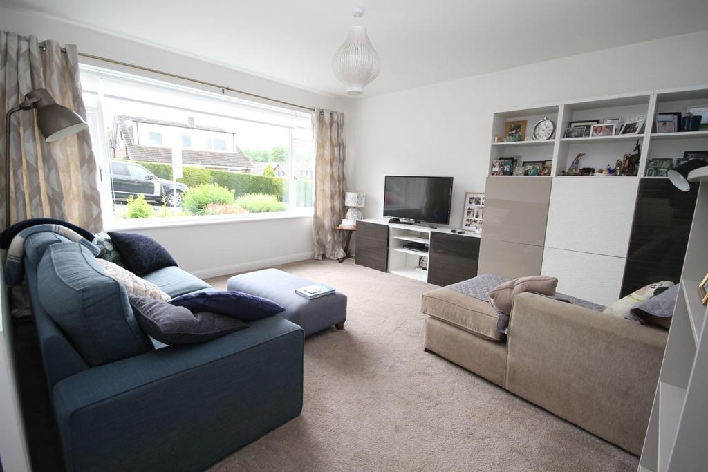 Brackendale Avenue, Thackley, Bradford 3 bed semidetached house £265,000