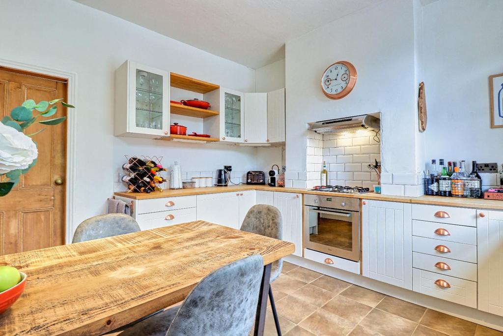 Dining kitchen