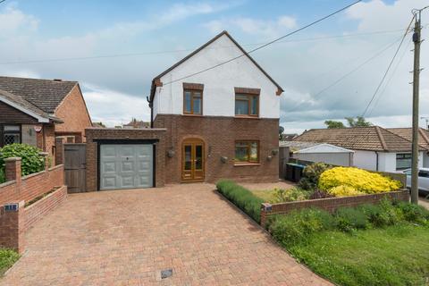 11 Foads Hill, Cliffsend, Ramsgate, CT12 5EL