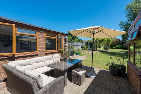 11 Foads Hill, Cliffsend, Ramsgate, CT12 5EL