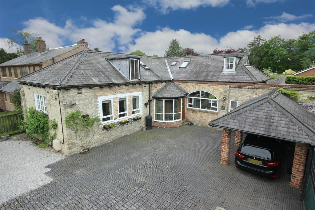 The Park, West Leys Road, Swanland 4 bed house £599,950