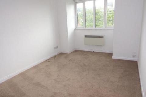 1 bedroom flat to rent - Garlands Road, Redhill