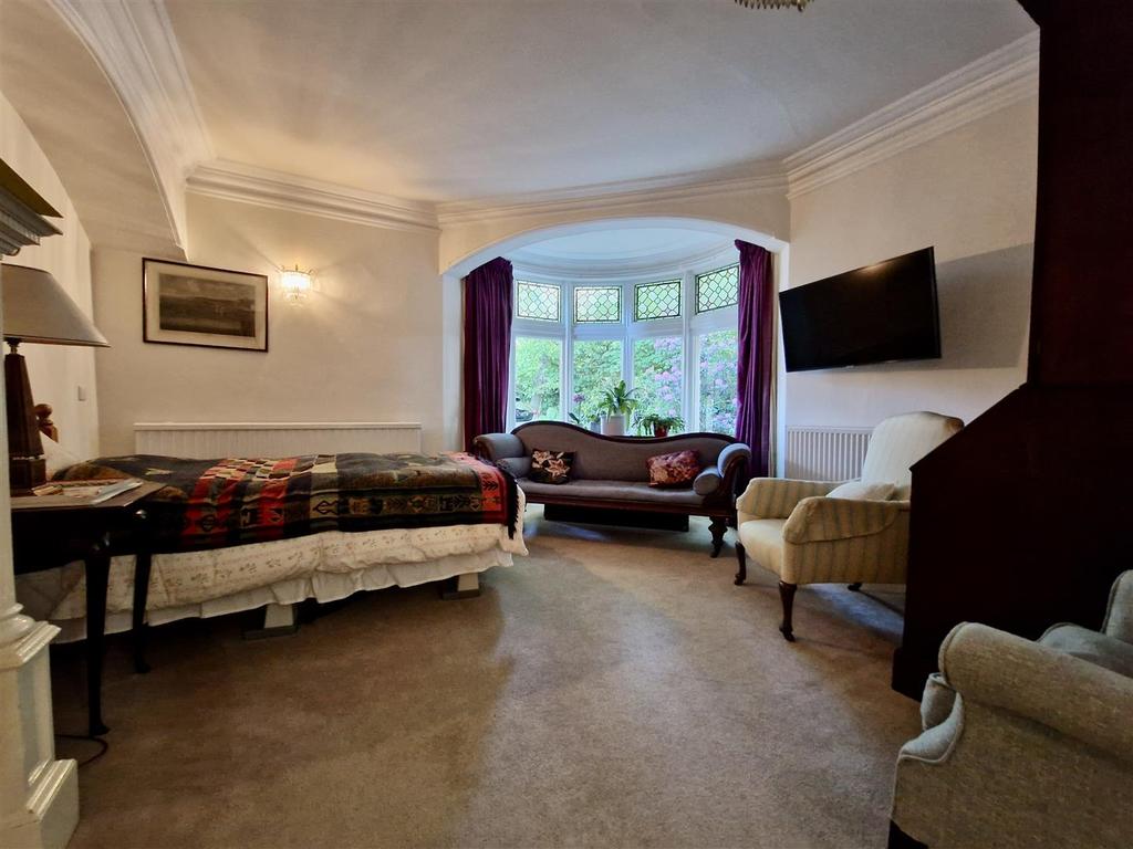 En suite bedroom/reception room