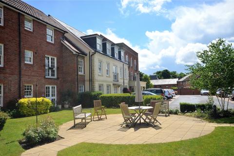 Longbridge, Farnham, Surrey, GU9