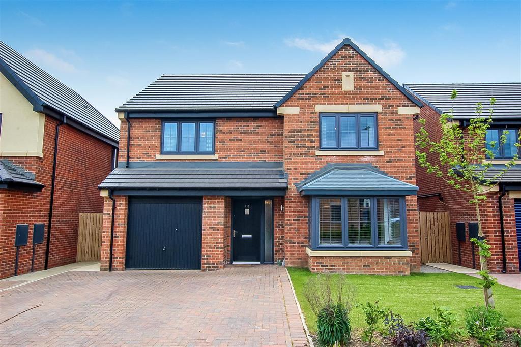 Creebeck Drive, Hurworth, Darlington 4 bed detached house - £380,000