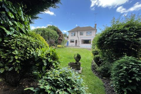 27 Burses Way, Hutton, Brentwood, CM13 2PL