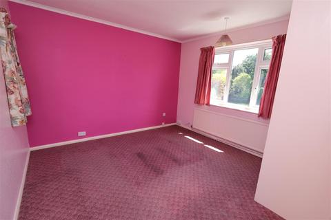 27 Burses Way, Hutton, Brentwood, CM13 2PL