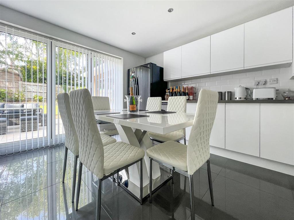 Old Rectory Road, Farlington 4 bed semidetached house £435,000