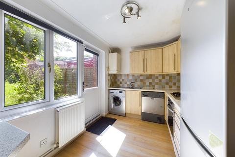 90 Beecham Berry, Basingstoke, RG22 4QN