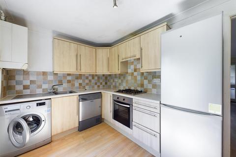 90 Beecham Berry, Basingstoke, RG22 4QN