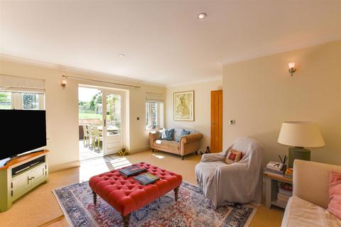 85 Main Road, Collyweston, Stamford, PE9 3PQ