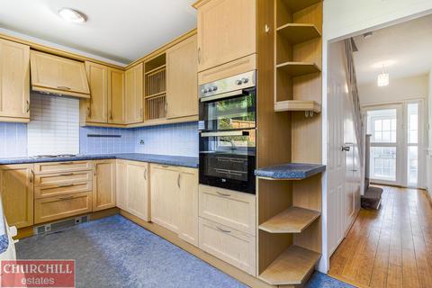 21 Danbury Way, Woodford Green, IG8 7EZ