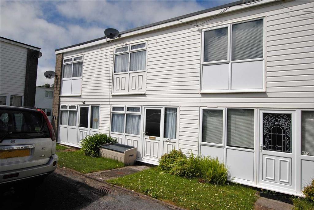 251 Freshwater Bay Holiday Village 2 bed terraced house £85,000