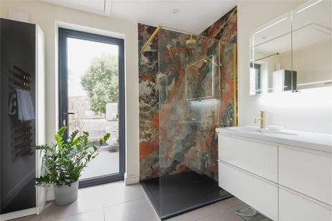 47 Setchell Road, London, SE1 5ST