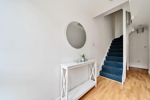 undefined, Grimsby Grove, Newham, London, E16