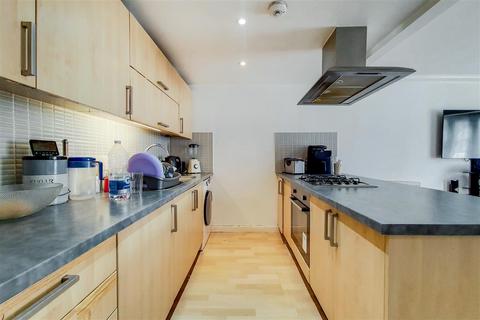 2 bedroom apartment for sale, Driberg Court, Bromhall Road, Essex