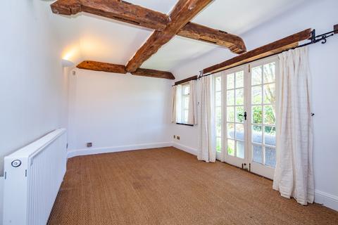 3 bedroom detached house to rent, 4 Pyt Cottage, Ashampstead, RG8