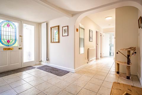 Lloret Beech Lane, Woodcote, Reading, RG8 0PY