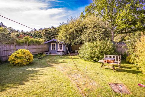 Lloret Beech Lane, Woodcote, Reading, RG8 0PY