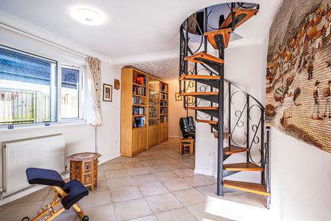 Lloret Beech Lane, Woodcote, Reading, RG8 0PY