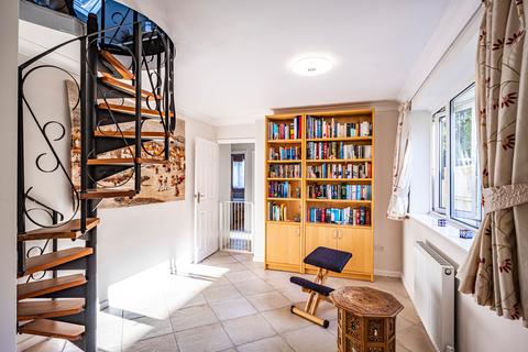 Lloret Beech Lane, Woodcote, Reading, RG8 0PY