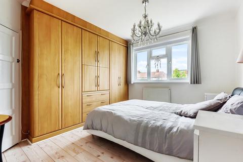 149 Green Lane, Chislehurst, BR7 6AX