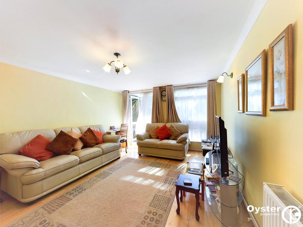 Duffield Close, Harrow, HA1 2 bed apartment £360,000
