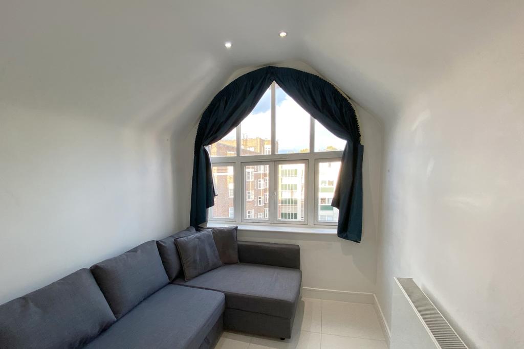Albany House, Judd Street, Bloomsbury WC1H Studio £1,517 pcm (£350 pw)