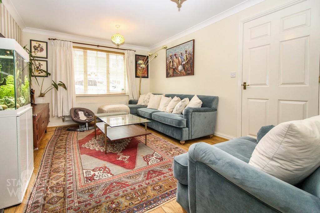 Sukey Way, Three Score, Norwich 3 bed detached house £300,000