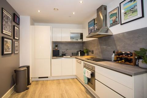 1 bedroom apartment for sale, Bayscape, Watkiss Way, Cardiff