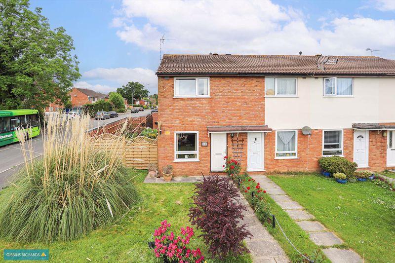 Queensway, Taunton 2 bed end of terrace house £245,000
