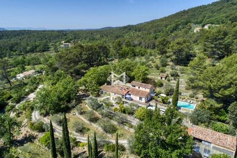 4 bedroom house, L'Abergement-de-Varey, 01640, France