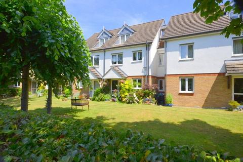 1 bedroom apartment for sale - Lords Bridge Court, Mervyn Road, Shepperton, TW17